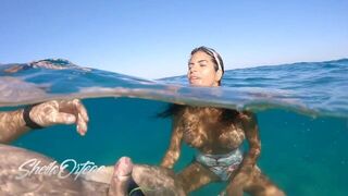 Sheila Ortega сосет и трахает меня под водой во время подводного плавания порно